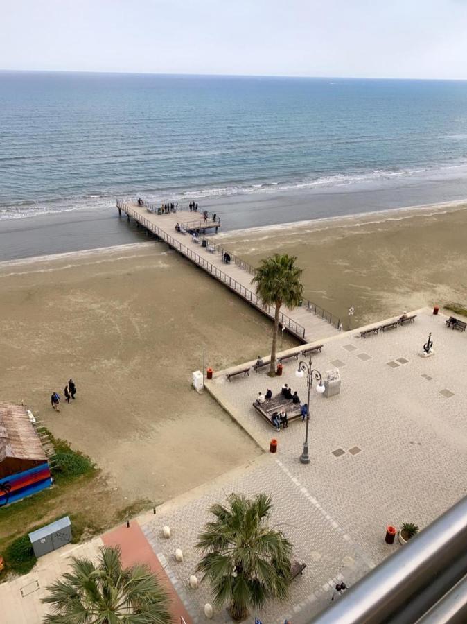 Larnaca Room, 50M To The Finikoudes Beach Exterior foto